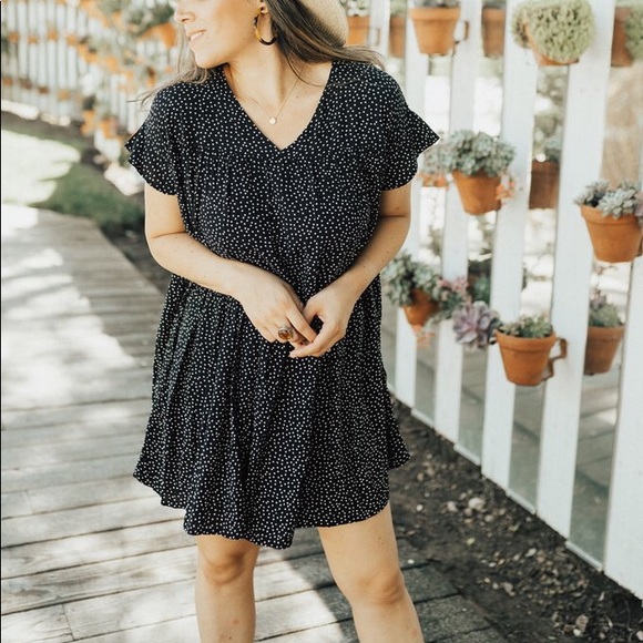 Carly Jean Los Angeles Dresses & Skirts - carly jeane los angeles dress